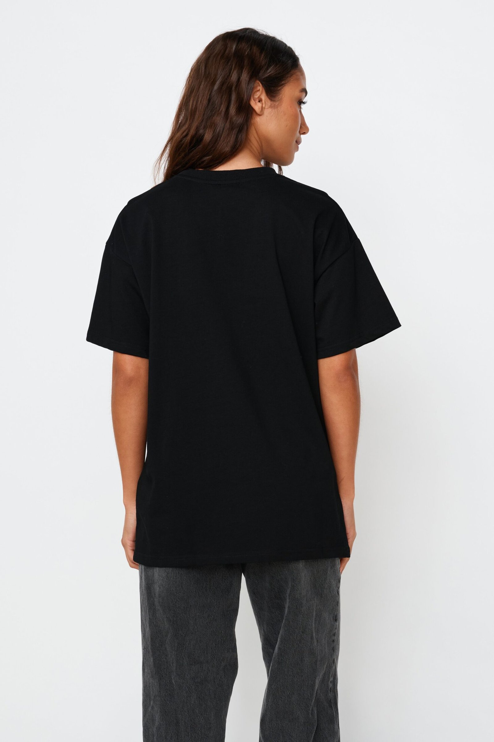 Studio Printed Longline Tee - Black / Beige - Image 7