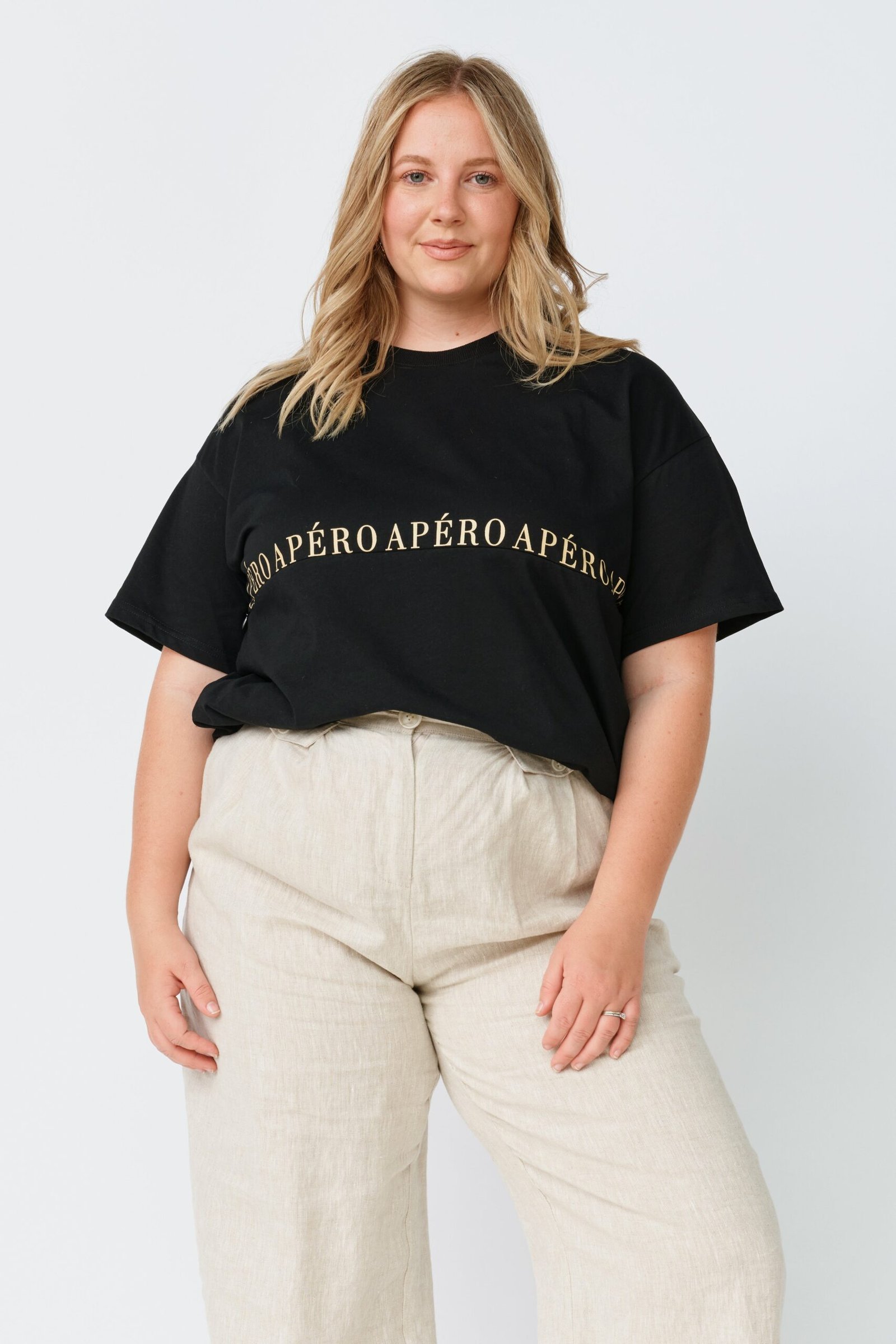 Studio Printed Longline Tee - Black / Beige - Image 9