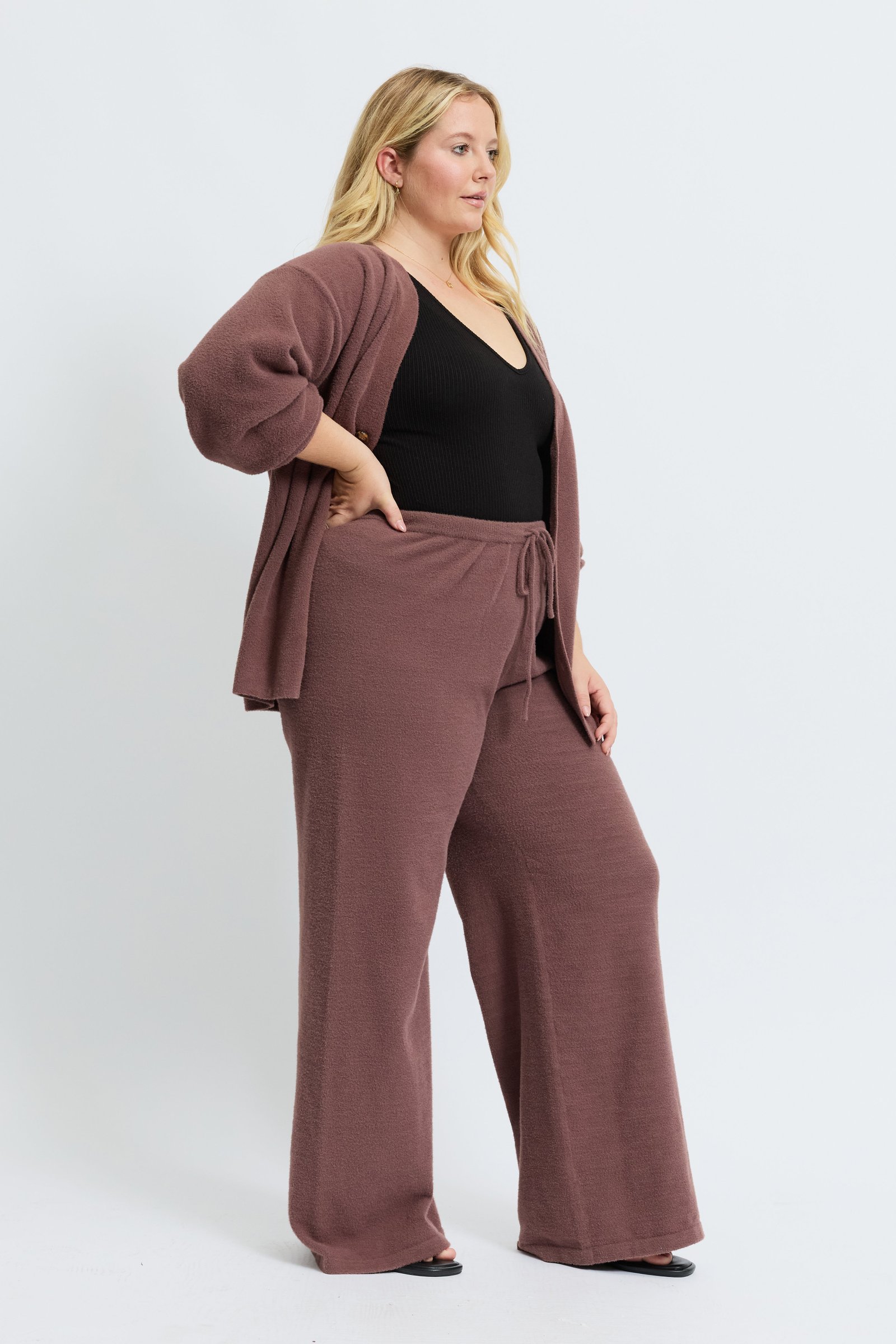 Augustine Pleated Knit Pant - Plum - Image 9