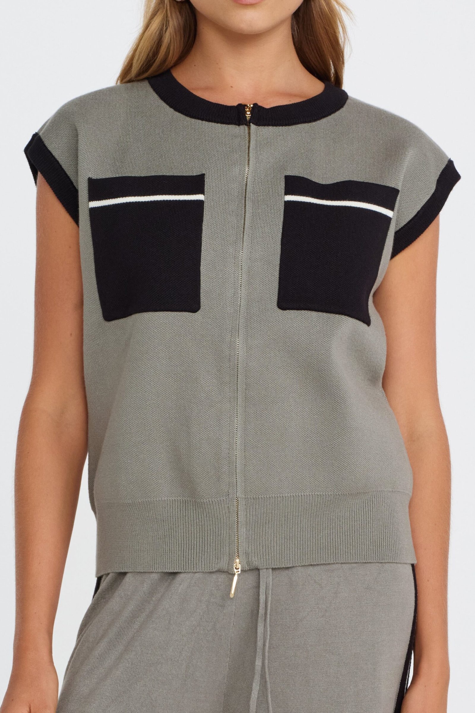 Axel Knit Gilet Vest - Khaki - Image 3